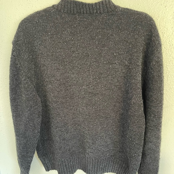 Pure & Simple Sweater - Picture 7 of 8